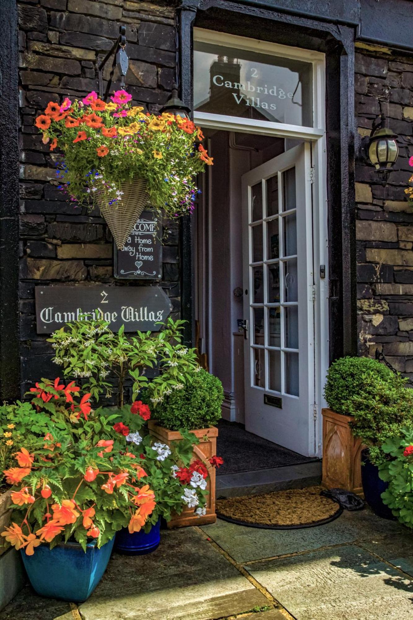 2 Cambridge Villas B & B 앰블사이드 외부 사진