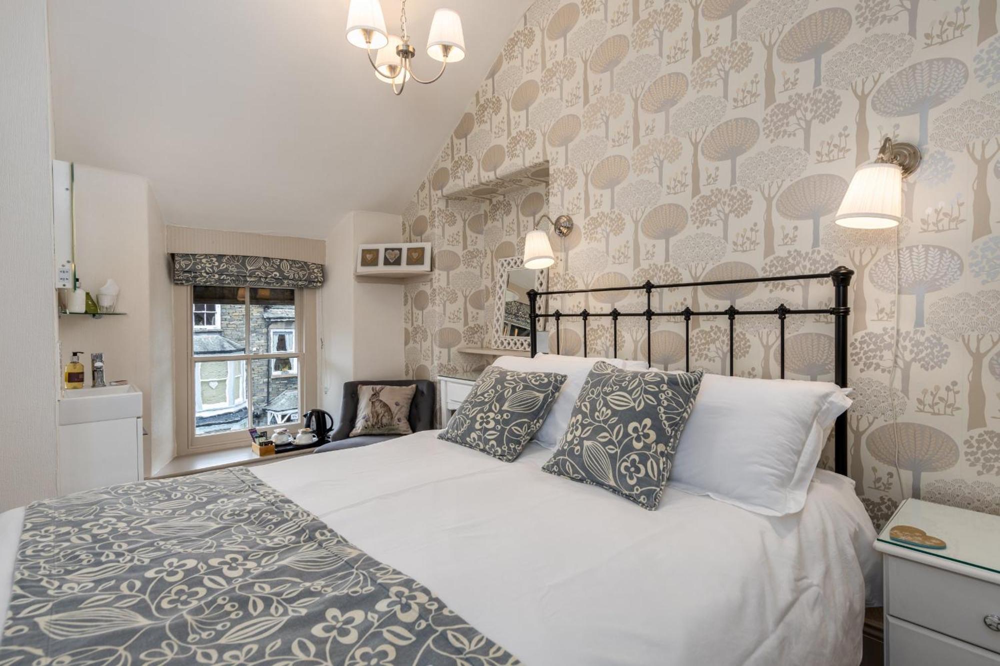 2 Cambridge Villas B & B 앰블사이드 외부 사진