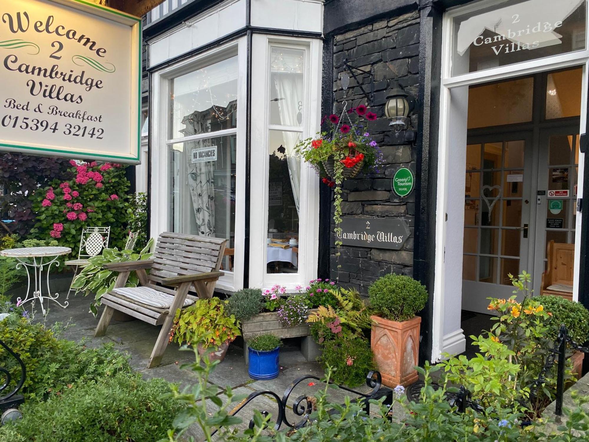 2 Cambridge Villas B & B 앰블사이드 외부 사진